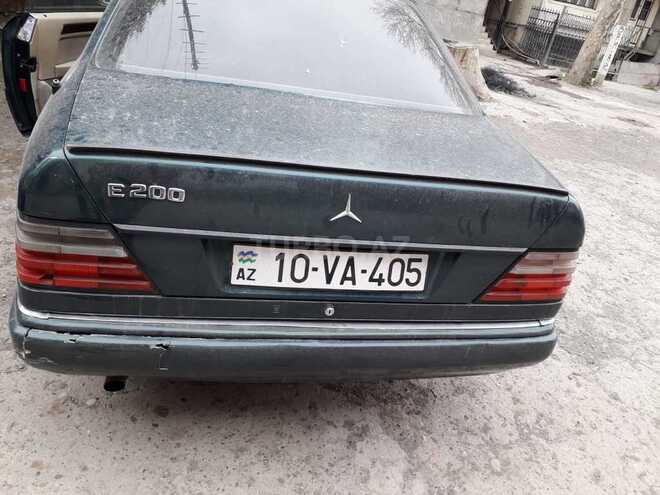 Mercedes  1995, 330,000 km - 2.2 l - Bakı