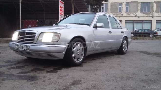 Mercedes E 220 1993, 423,581 km - 2.2 л - Bakı