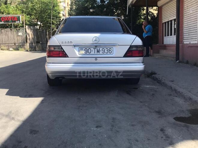 Mercedes E 220 1993, 423,581 km - 2.2 л - Bakı