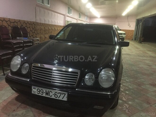 Mercedes E 240 1999, 265,000 km - 2.4 л - Bakı