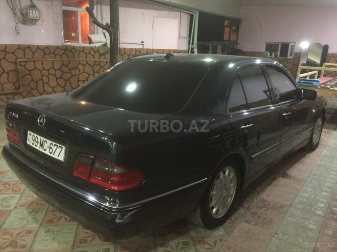 Mercedes E 240 1999, 265,000 km - 2.4 л - Bakı