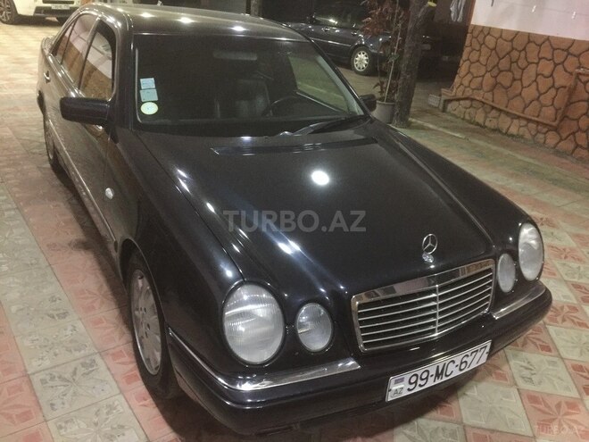 Mercedes E 240 1999, 265,000 km - 2.4 л - Bakı