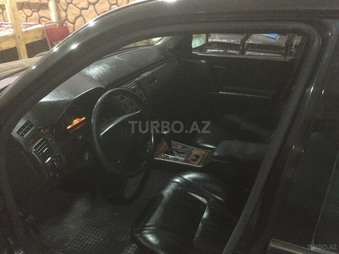 Mercedes E 240 1999, 265,000 km - 2.4 л - Bakı