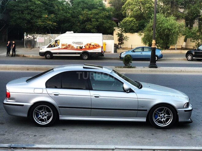 BMW 530 2001, 250,000 km - 3.0 л - Bakı