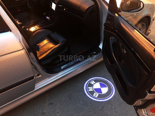 BMW 530 2001, 250,000 km - 3.0 л - Bakı
