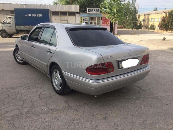 Mercedes E 250 1998, 268,568 km - 2.5 l - Xırdalan