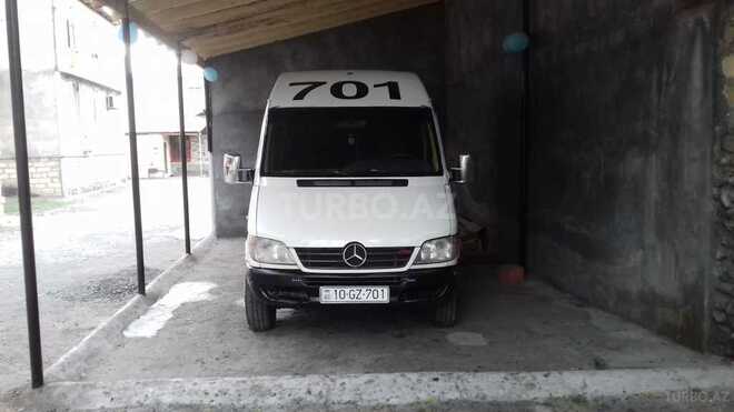 Mercedes 208 D 1996, 200,000 km - 2.3 л - Zaqatala