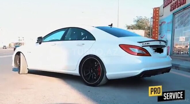 Mercedes CLS 63 AMG 2013, 83,000 km - 5.5 л - Bakı