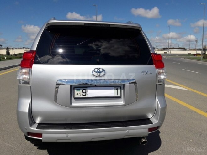 Toyota Prado 2011, 97,800 km - 2.7 л - Bakı