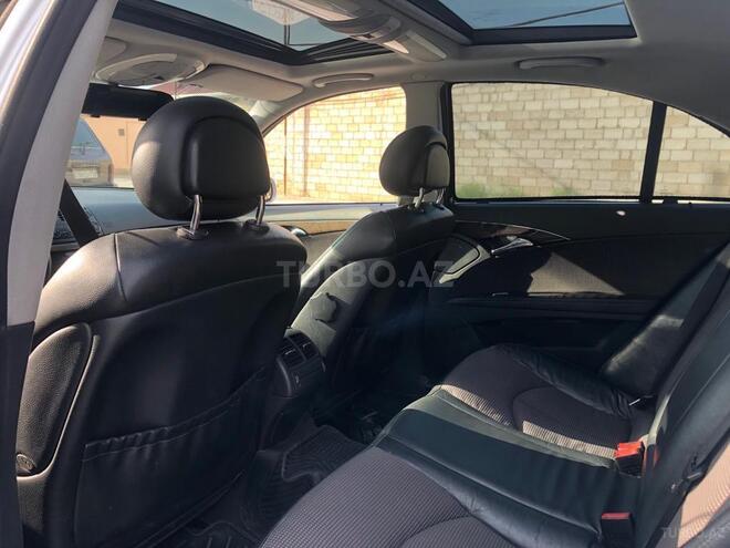 Mercedes E 220 2002, 320,000 km - 2.2 л - Sumqayıt