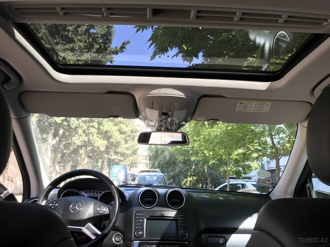 Mercedes ML 350 2009, 84,000 km - 3.5 l - Bakı