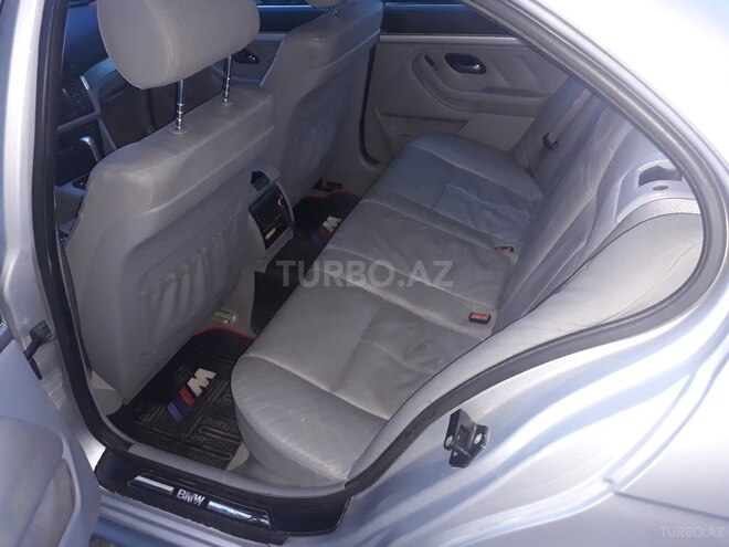 BMW 530 2001, 184,000 km - 3.0 l - Bakı