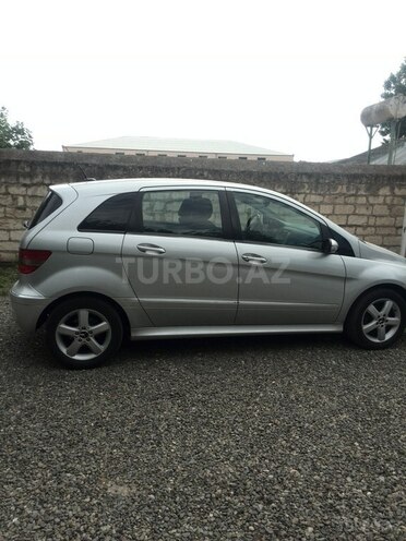 Mercedes B 170 2008, 89,700 km - 1.7 л - Qazax