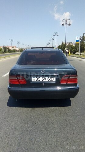 Mercedes E 230 1996, 369,785 km - 2.3 l - Bakı