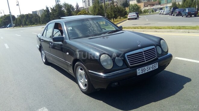 Mercedes E 230 1996, 369,785 km - 2.3 l - Bakı
