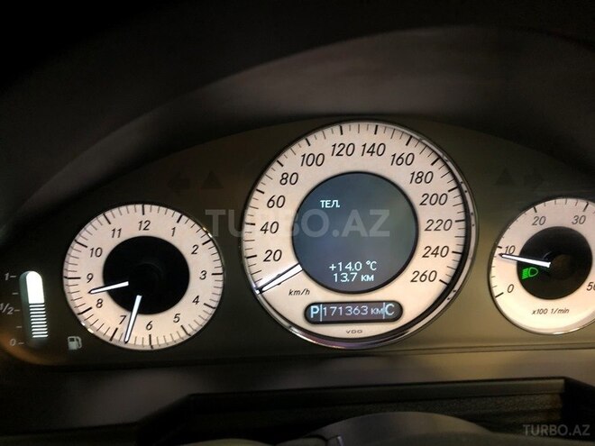 Mercedes E 220 2008, 172,000 km - 2.2 l - Bakı