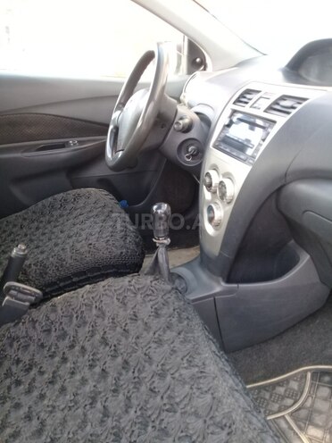 Toyota Yaris 2009, 207,000 km - 1.3 l - Bakı