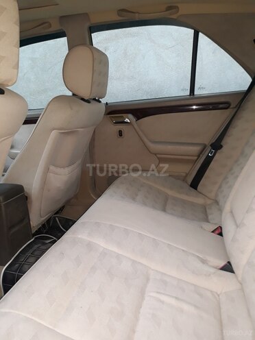 Mercedes C 220 1995, 300,000 km - 2.2 l - Bakı