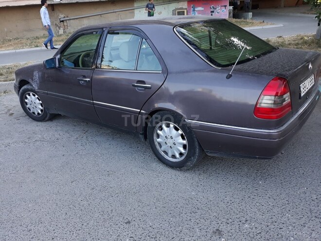 Mercedes C 220 1995, 300,000 km - 2.2 l - Bakı