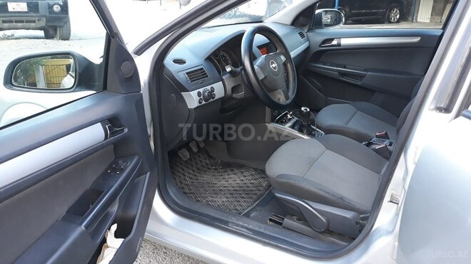Opel Astra 2006, 380,000 km - 1.3 l - Bakı