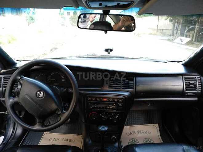 Opel Vectra 1996, 373,000 km - 2.0 l - Bakı
