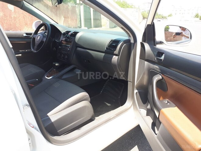Volkswagen Jetta 2008, 130,000 km - 1.6 l - Bakı