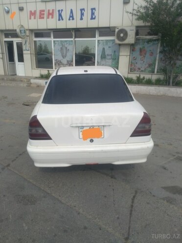 Mercedes C 200 1995, 325,500 km - 2.0 l - Bakı