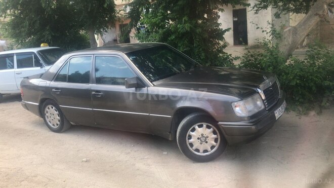 Mercedes E 200 1991, 970,000 km - 2.0 l - Bakı