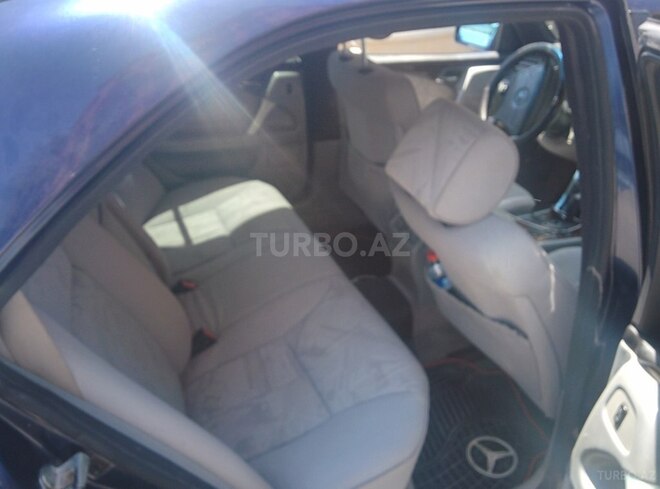 Mercedes E 200 1995, 256,000 km - 2.0 l - Bakı