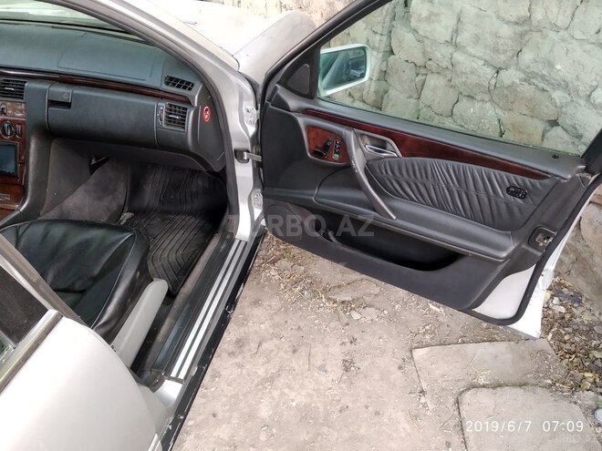 Mercedes E 230 1996, 400,090 km - 2.3 л - Bakı