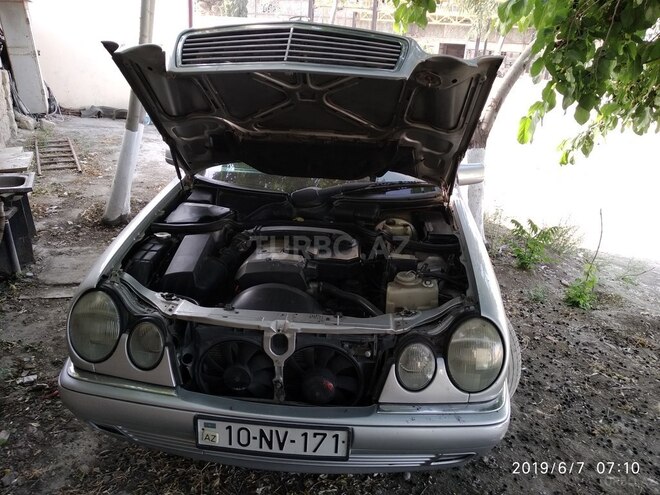 Mercedes E 230 1996, 400,090 km - 2.3 л - Bakı
