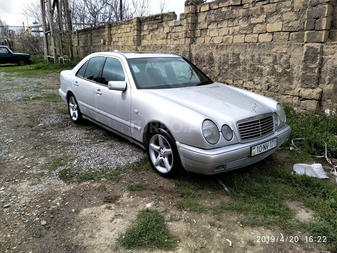 Mercedes E 230 1996, 400,090 km - 2.3 л - Bakı