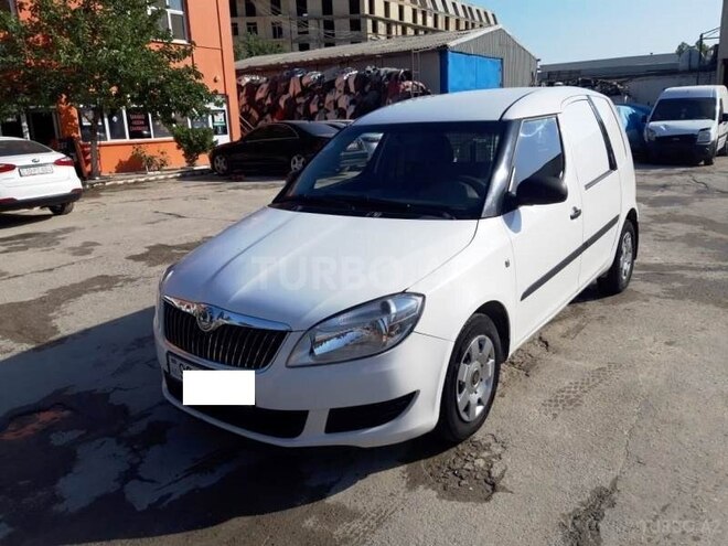 Skoda Praktik 2011, 189,300 km - 1.4 l - Bakı