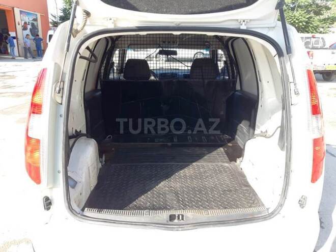 Skoda Praktik 2011, 189,300 km - 1.4 l - Bakı