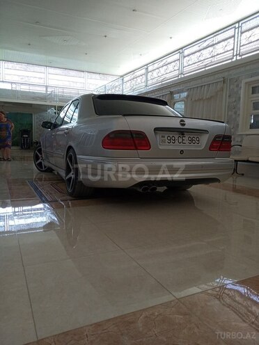 Mercedes E 320 2001, 344,000 km - 3.2 l - Şəmkir