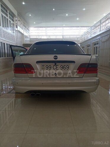 Mercedes E 320 2001, 344,000 km - 3.2 l - Şəmkir