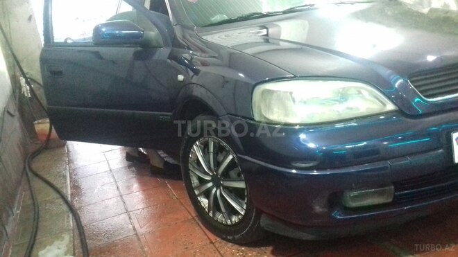 Opel Astra 1998, 290,000 km - 2.0 l - Bakı