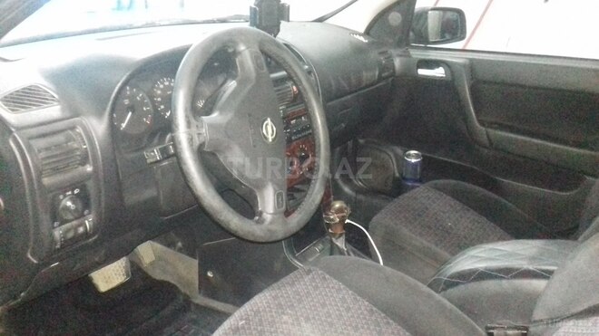 Opel Astra 1998, 290,000 km - 2.0 l - Bakı