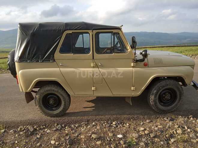 UAZ 469 1990, 17,000 km - 0.3 l - Yardımlı