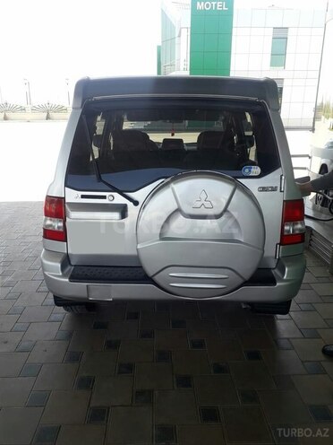 Mitsubishi Pajero io 2002, 250,000 km - 2.0 l - Beyləqan