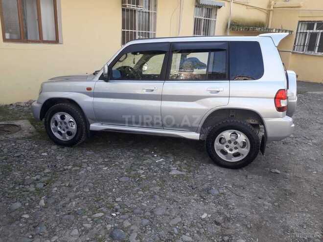 Mitsubishi Pajero io 2002, 250,000 km - 2.0 l - Beyləqan