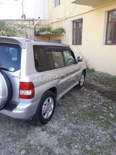 Mitsubishi Pajero io 2002, 250,000 km - 2.0 l - Beyləqan