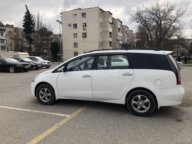 Mitsubishi Grandis 2007, 95,000 km - 2.4 л - Bakı