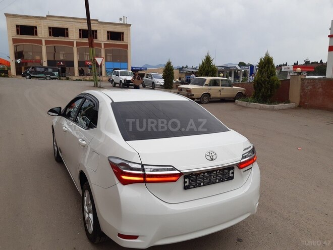 Toyota Corolla 2017, 59,000 km - 1.6 l - Gəncə