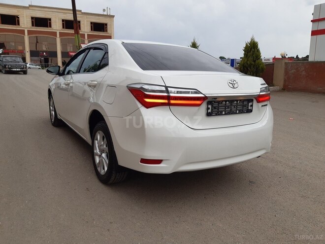 Toyota Corolla 2017, 59,000 km - 1.6 l - Gəncə