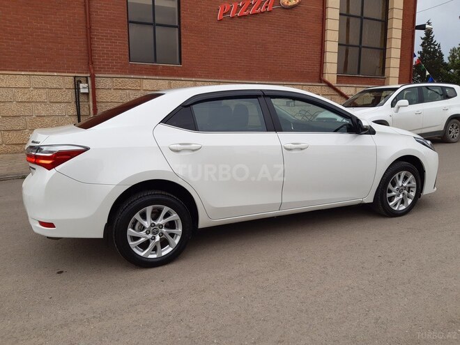Toyota Corolla 2017, 59,000 km - 1.6 l - Gəncə