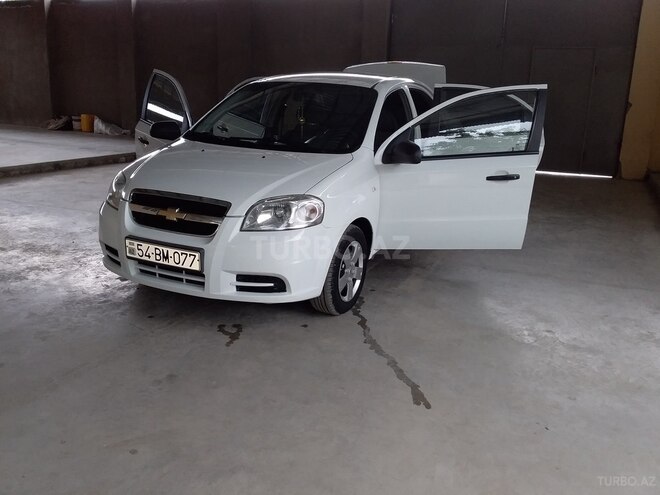 Chevrolet Aveo 2011, 137,000 km - 1.4 l - Şirvan