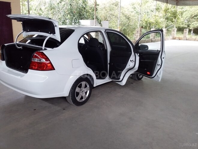 Chevrolet Aveo 2011, 137,000 km - 1.4 l - Şirvan