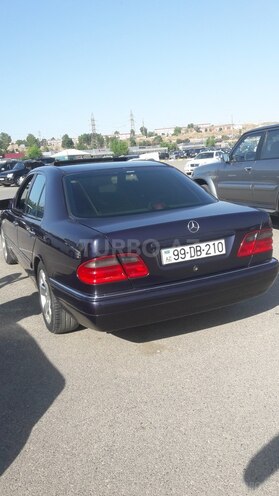 Mercedes E 230 1997, 352,388 km - 2.3 л - Xırdalan