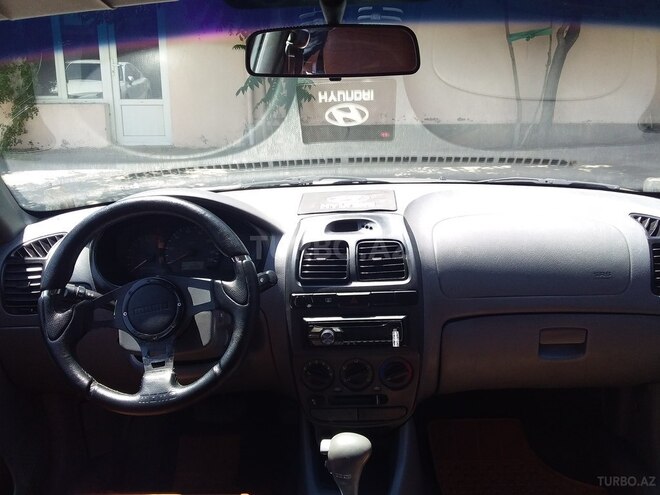 Hyundai Accent 2003, 196,000 km - 1.6 л - Bakı